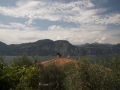 Pohled z pokoje rezidence San Vito v městečku Brenzone na břehu Lago di Garda.