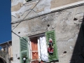 Skoro opuštěná ulice Via Giuseppe Garibaldi.