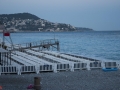 Večer na Promenade des Anglais.