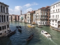 Pohled z mostu Ponte di Rialto