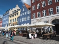 Jedna z nejhezčích ulic Nyhavn v Kodani s kanálem uprostřed