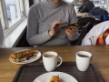 Snidane v restauraci na Fløyen