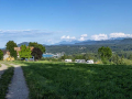 Uchvatny pohled na jezero Worthersee